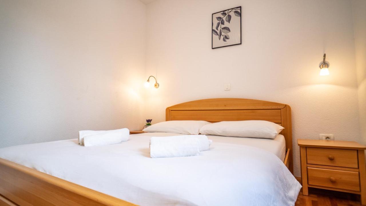 Calma Apartments Trogir Exterior photo